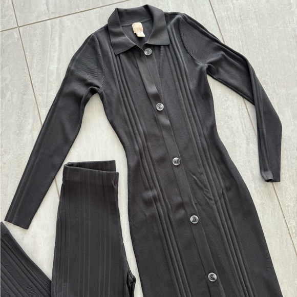 Dark Grey Ribbed Set - Picture 7 of 10